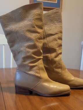 Vintage Markon Suela Tan Leather & Embossed Suede Boots